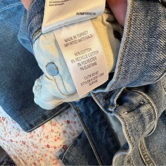 Agolde Sophie Mid Rise Blue Jeans - Picture 6 of 7